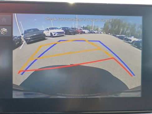 Used 2026 Hyundai Venue SEL FWD image 5