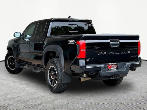Used 2025 Toyota Tacoma TRD Off-Road w/ TRD Off Road Upgrade Package AWD/4WD image 4