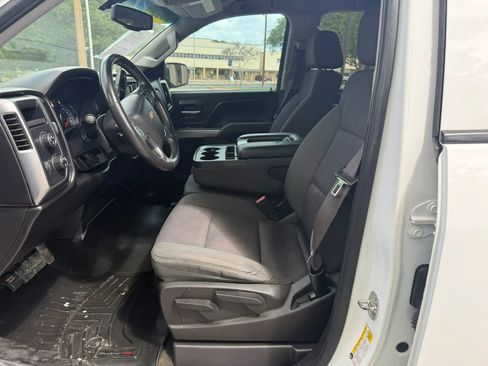 Used 2015 Chevrolet Silverado 1500 LT AWD/4WD image 9