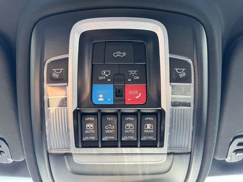 Used 2025 RAM 1500 Big Horn AWD/4WD image 26