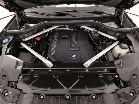Used 2023 BMW X5 xDrive40i w/ Premium Package AWD/4WD image 58