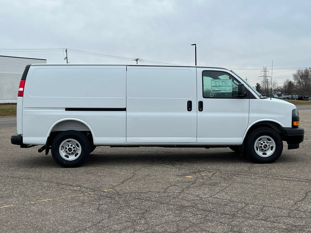 New 2025 GMC Savana 3500 Extended w/ Driver Convenience Package RWD image 2