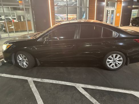 Used 2016 Subaru Legacy 2.5i Premium AWD/4WD image 6