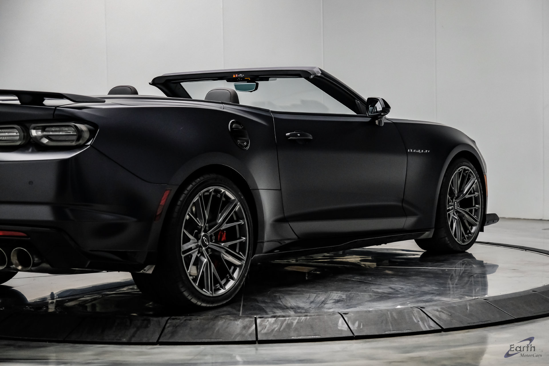 Used 2024 Chevrolet Camaro ZL1 RWD image 26