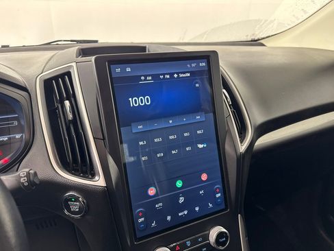 Used 2024 Ford Edge SEL AWD/4WD image 16