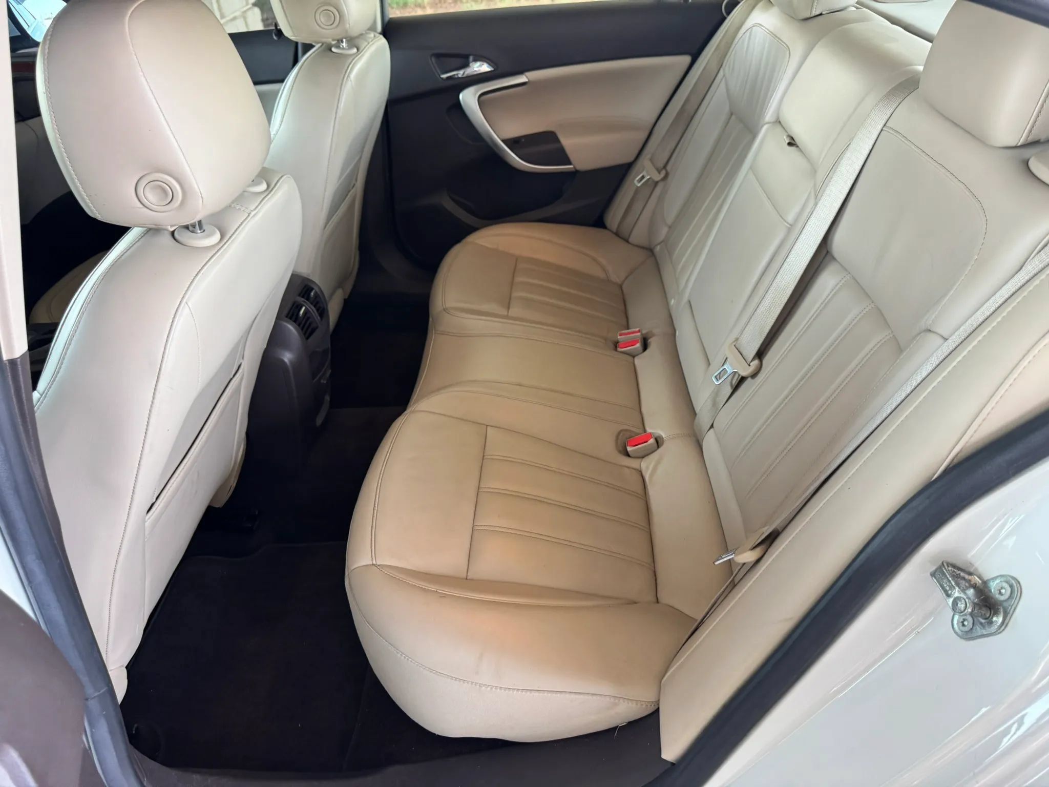 Used 2014 Buick Regal Premium FWD image 19