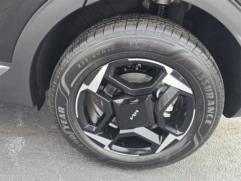New 2026 Kia Sportage EX image 10