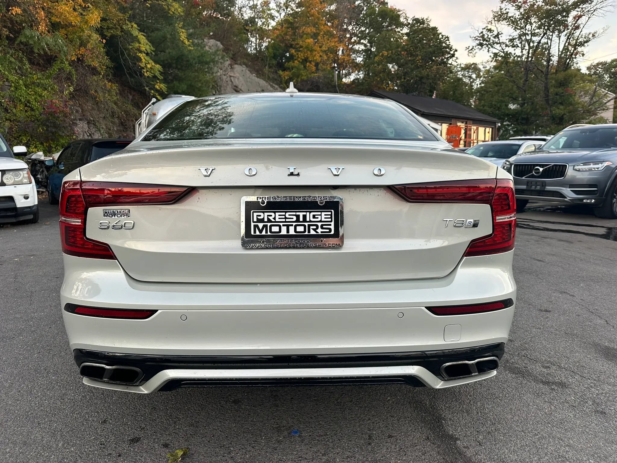 Used 2019 Volvo S60 T8 R-Design AWD/4WD image 7