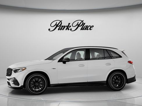 New 2026 Mercedes-Benz GLC 43 AMG 4MATIC image 4