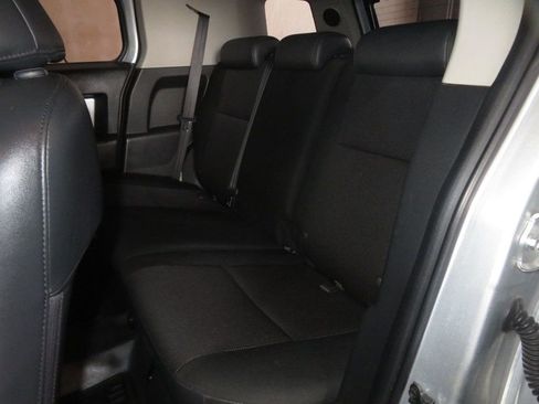 Used 2007 Toyota FJ Cruiser 4WD image 22