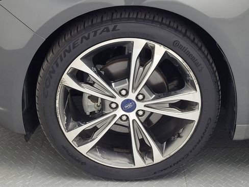 Used 2017 Ford Fusion Titanium image 31