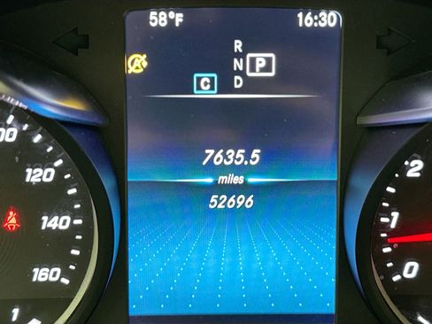 Used 2021 Mercedes-Benz GLC 300 image 8