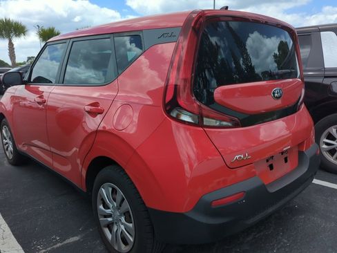 Used 2020 Kia Soul LX image 7