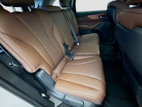 Used 2024 Acura MDX SH-AWD w/ Technology Package image 15