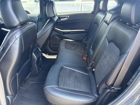 Used 2021 Ford Edge ST-Line AWD/4WD image 10