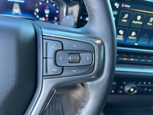 Used 2025 Chevrolet Silverado 1500 LTZ w/ LTZ Premium Package image 18