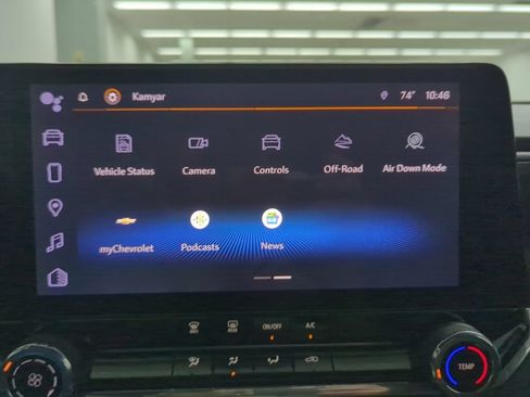 Used 2023 Chevrolet Colorado Trail Boss w/ Technology Package AWD/4WD image 22