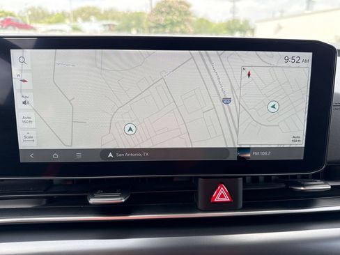 Used 2026 Kia Carnival FWD image 19