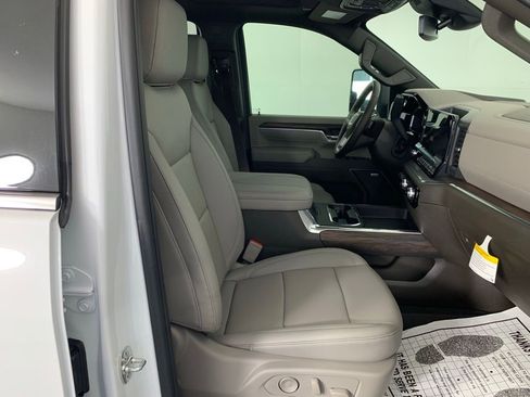 New 2026 GMC Sierra 2500 SLT w/ SLT Premium Package image 27