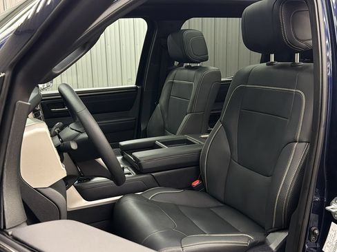 Used 2026 Toyota Tundra Limited AWD/4WD image 31