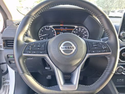 Used 2021 Nissan Sentra SV FWD image 17