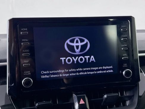 Used 2020 Toyota Corolla LE FWD image 23