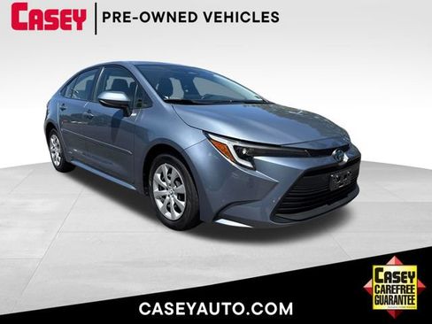 Used 2023 Toyota Corolla LE AWD/4WD image 1