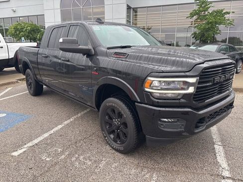 Used 2022 RAM 2500 Laramie AWD/4WD image 6