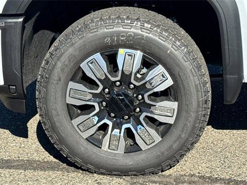 New 2026 GMC Sierra 2500 Denali w/ Denali Reserve Package image 32