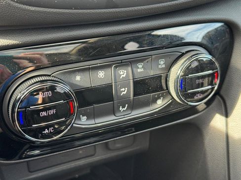 Certified 2023 Buick Encore GX Essence w/ Experience Buick Package image 22