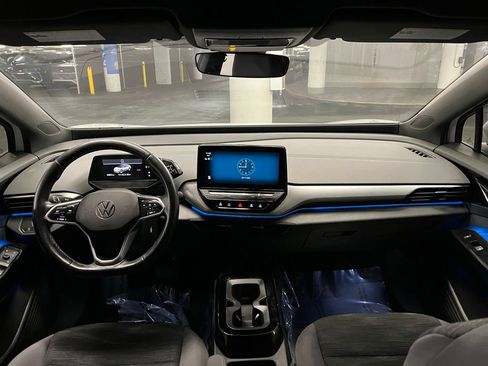 Used 2022 Volkswagen ID.4 Pro image 7