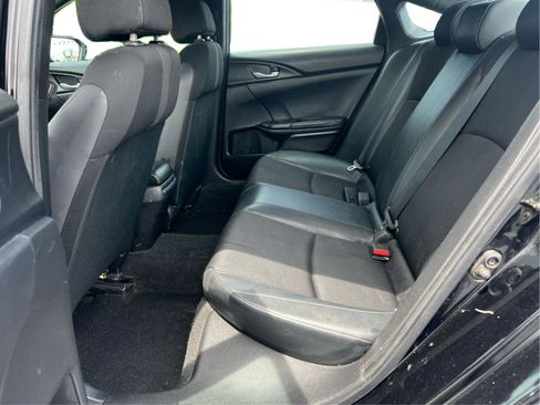 Used 2019 Honda Civic Sport image 11