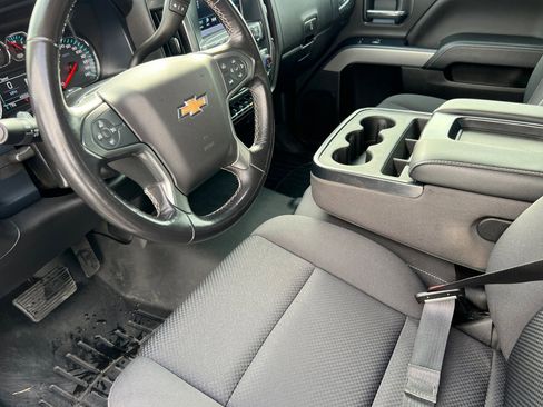 Used 2019 Chevrolet Silverado 2500 LT w/ LT Convenience Package image 7