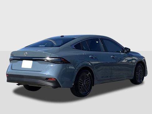 New 2026 Nissan Sentra SV FWD image 4