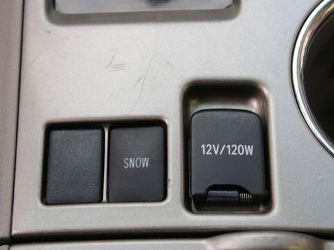 Used 2011 Toyota Highlander 2WD w/ Tech Pkg image 22