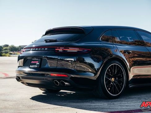 Used 2018 Porsche Panamera 4S image 55