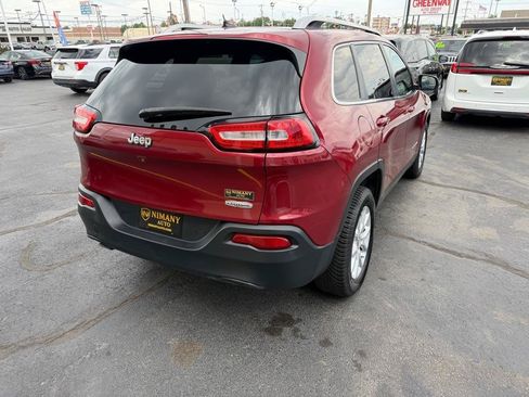 Used 2015 Jeep Cherokee Latitude w/ Comfort/Convenience Group FWD image 5