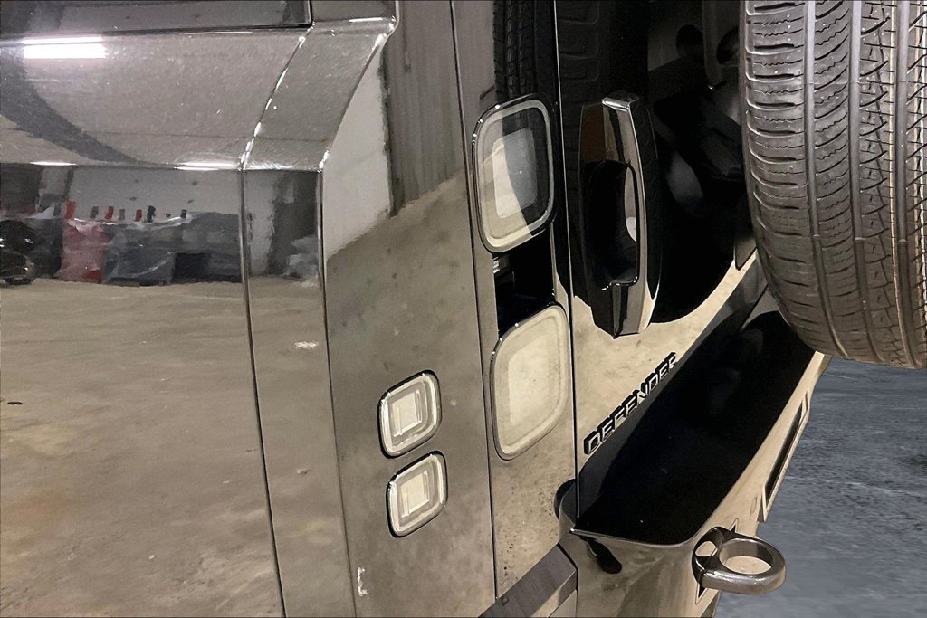 Used 2026 Land Rover Defender 130 S AWD/4WD image 24