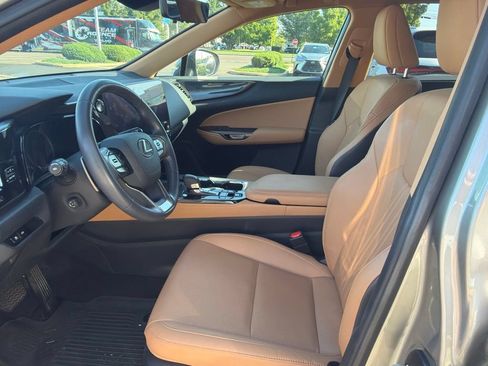 Used 2023 Lexus NX 350 AWD image 8