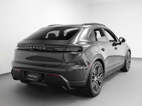 Certified 2025 Porsche Macan 4 Electric image 12