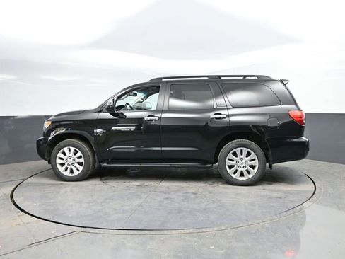 Used 2015 Toyota Sequoia Platinum w/ Four Season Floor Mat Package image 4