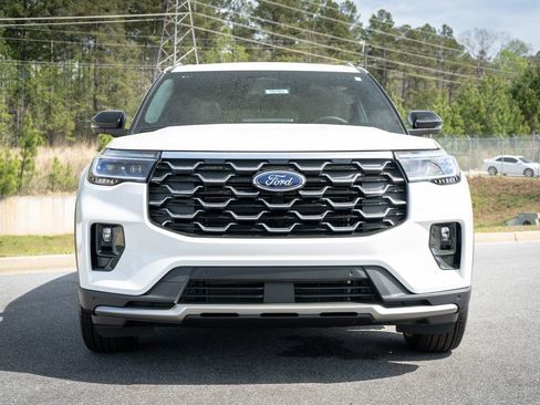 New 2026 Ford Explorer Platinum image 8