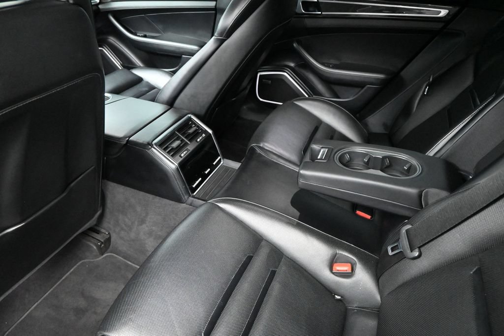 Used 2018 Porsche Panamera Turbo Sport Turismo AWD/4WD image 19