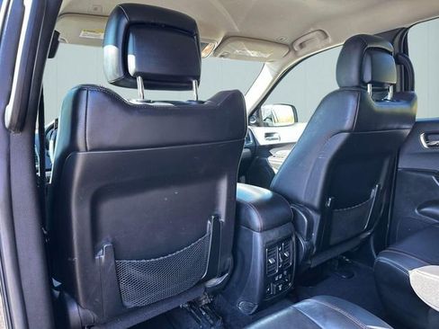 Used 2018 Dodge Durango GT w/ Trailer Tow Group IV AWD/4WD image 25