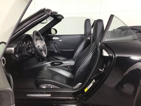 Used 2012 Porsche 911 Carrera 4S AWD/4WD image 5