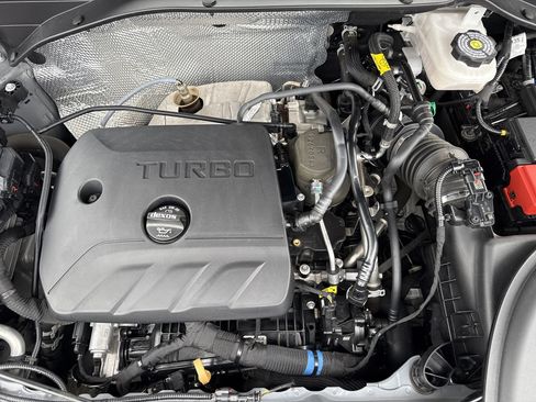 Certified 2022 Chevrolet TrailBlazer RS w/ Driver Confidence Package image 32