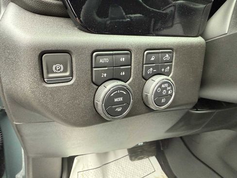 New 2026 Chevrolet Silverado 1500 LTZ w/ Z71 Off-Road Package image 17