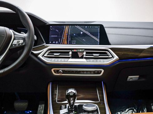 Used 2023 BMW X5 xDrive45e w/ Climate Comfort Package image 14