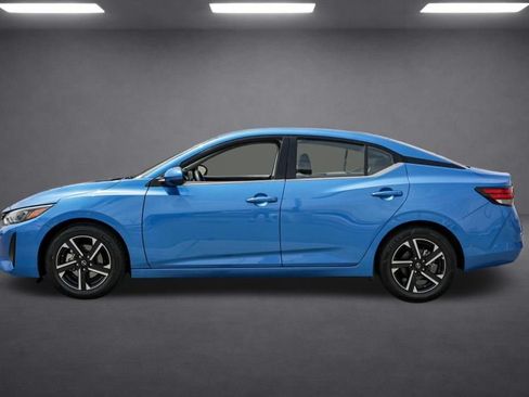 Used 2024 Nissan Sentra SV FWD image 7