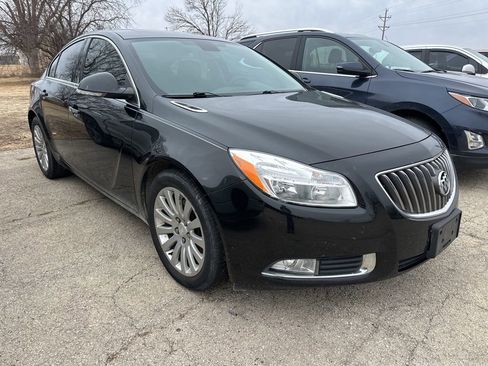 Used 2013 Buick Regal Premium image 2